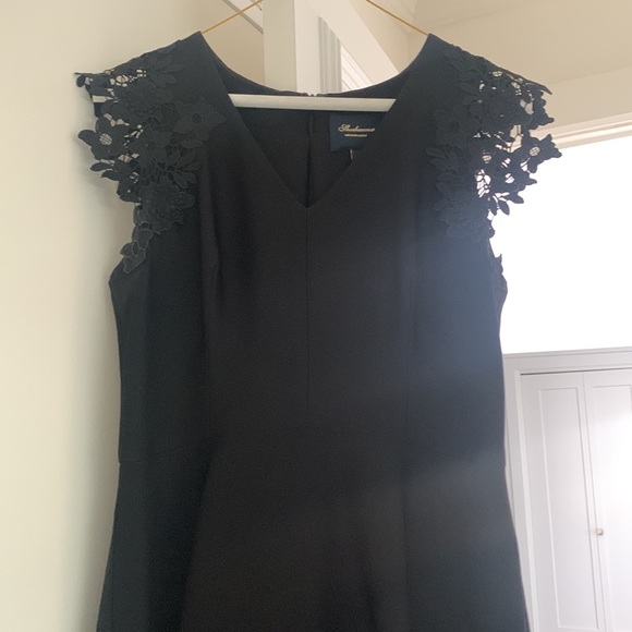 Shoshana evening gown - Picture 3 of 5